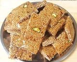A picture of step 6 of #walnut #GA4 Gur ki chikki.