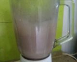 A picture of step 3 of Cookies milk shake.