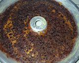 Foto langkah ke 7 dari resep Bolu Karamel 3 Telur (Sarang Semut).