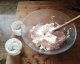 Foto del paso 1 de la receta: Tarta con queso de queso, con leche de la sierra de Grazalema