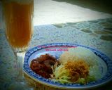 A picture of step 3 of White rice with stew.