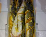Foto langkah ke 2 dari resep Lele ungkep bumbu kuning.