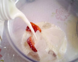 Foto del paso 4 de la receta: Smoothie de fresas