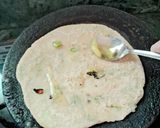 A picture of step 4 of Punjabi Aaloo paratha.