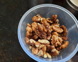 சத்துமாவு வால்நட் ஸ்வீட் (saathu maavu walnut sweet recipe in Tamil) ரெசிபி ஸ்டேப் 1 புகைப்படம்