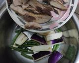 Foto langkah ke 1 dari resep Mangut Tongkol & Sayur.