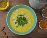Fűszeres mandulakrémleves recept fázis 6 fotója