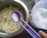 मसाला फ्रेंच फ्राइस (Masala french fries recipe in Hindi) रेसिपी चरण 2 फोटो