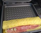 Foto del paso 4 de la receta: Omelette roll de jamón y queso