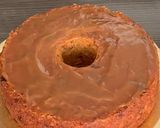 Foto del passaggio 7 della ricetta Ciambellone di Mele con Banana e Noci