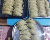Foto langkah ke 3 dari resep Pastel isi bihun.