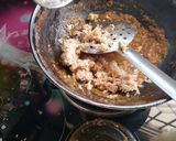 A picture of step 4 of Soya keema Sandwich.