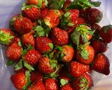 Foto langkah ke 1 dari resep Strawberry Jam.