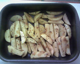 Foto del paso 1 de la receta: Patatas especiadas fritas al horno