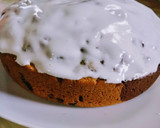 Foto del paso 4 de la receta: Bizcochuelo marmolado de chocolate y vainilla  con chips de chocolate
