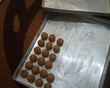 Foto langkah ke 4 dari resep Leter bawang (kukis bawang goreng).