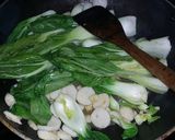 Foto langkah ke 4 dari resep Tumis Pac Choi Bumbu Simple.