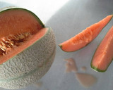 Foto del paso 1 de la receta: Ensalada de melón con jamón