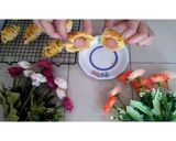 Foto langkah ke 9 dari resep "Sausage Croissant".