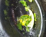 A picture of step 2 of Mango mojito.