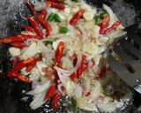 Foto langkah ke 3 dari resep Tumis Pare Teri.