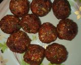 A picture of step 1 of Cabbage Manchurian.