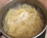 Foto langkah ke 3 dari resep Penne Egg Bolognese Pasta.