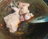 Foto langkah ke 2 dari resep Semur Ayam Kecap.