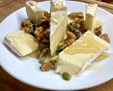A picture of step 5 of Brie with Honey and Pumpkin Seeds.