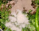 A picture of step 2 of Green chutney.