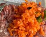 รูปขั้นตอนการทำที่ 2 ของ ต้มจืดสาหร่ายเต้าหู้หมูสับ
