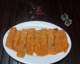 Hình bước làm 3 của món Crepe kim chi bằng bột năng