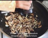 Gambar langkah 4 resipi Chicken tetrazzini.
