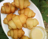 A picture of step 4 of Doughnut in croissant shape.