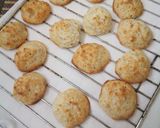 A picture of step 13 of Coconut Macaroons.