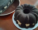 Foto langkah ke 7 dari resep Bolu Ketan Hitam Keju Lumer.