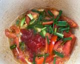 รูปขั้นตอนการทำที่ 3 ของ มะเขือเทศผัดไข่อย่างจีน🍳🍅