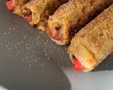 A picture of step 4 of French Toast Roll-Ups.