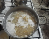 Foto del paso 2 de la receta: Fideos con salsa blanca y queso gratinado