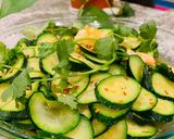 Hình bước làm 3 của món Bí ngòi xào tôm 🍤