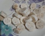 A picture of step 5 of Banana Cobbler.
