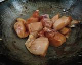 Foto langkah ke 2 dari resep Ayam Kecap Bumbu Bawang Putih.