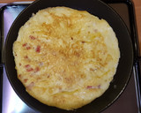 Foto del paso 6 de la receta: Tortilla con pimiento y cebolla