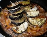 Foto del paso 5 de la receta: Berenjenas🍆 en salsa de cebollas🌶 picante🤔