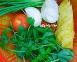 A picture of step 1 of Stir-Fried Squid with Tomato, Pineapple, Onion, and Celery.