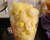 Foto del paso 2 de la receta: Puré de coliflor al ajo negro con pavé de salmón al baño María
