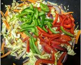 A picture of step 5 of Veg Chowmein.