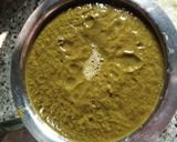 A picture of step 2 of Palak paneer.