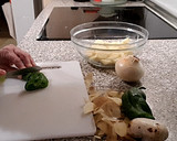 Foto del paso 3 de la receta: Patatas a lo Pobre con Champiñones (en el microondas)