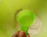 A picture of step 2 of Milk-Crackers.
